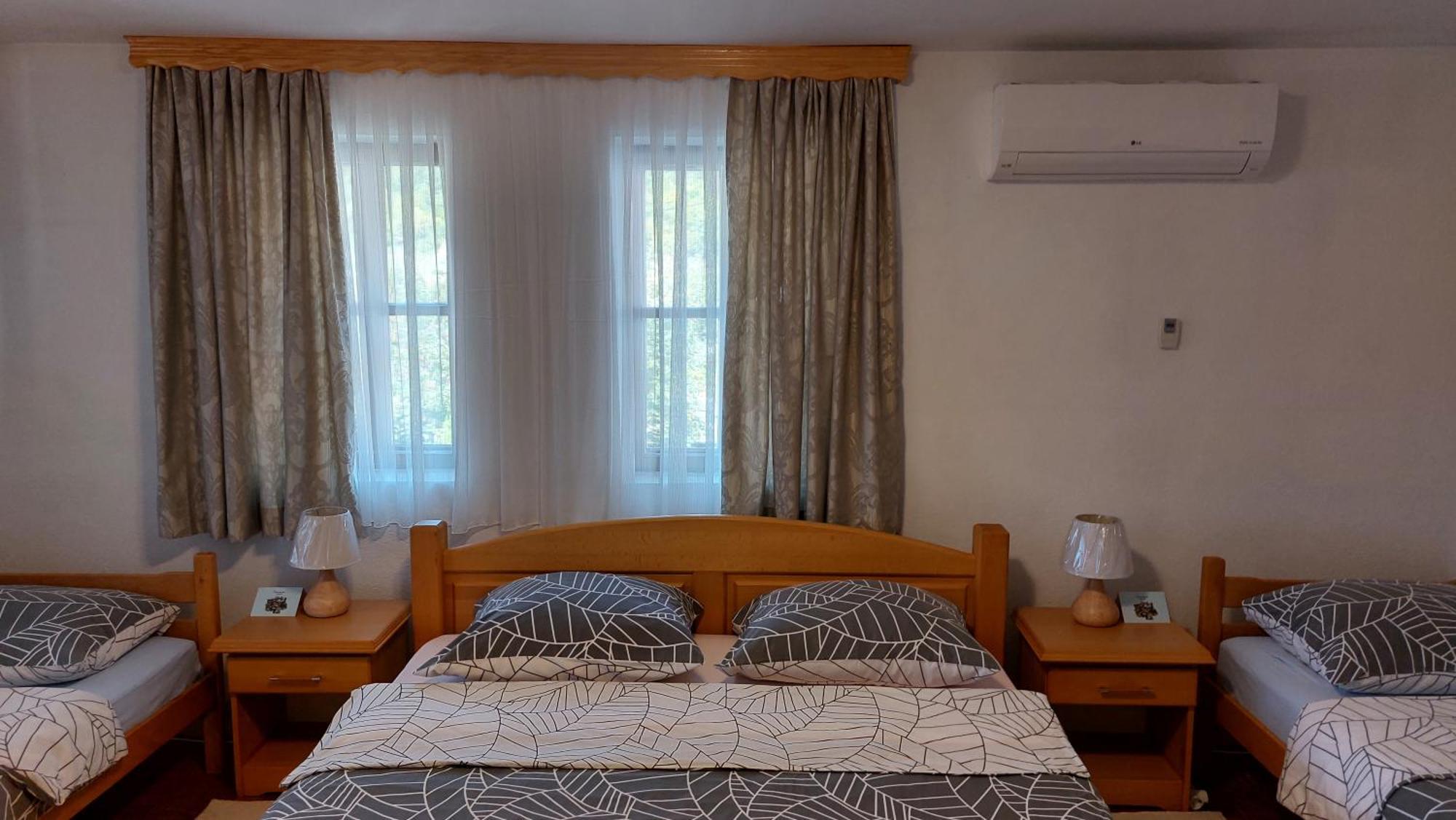 Panorama Travnik Aparthotel Luaran gambar