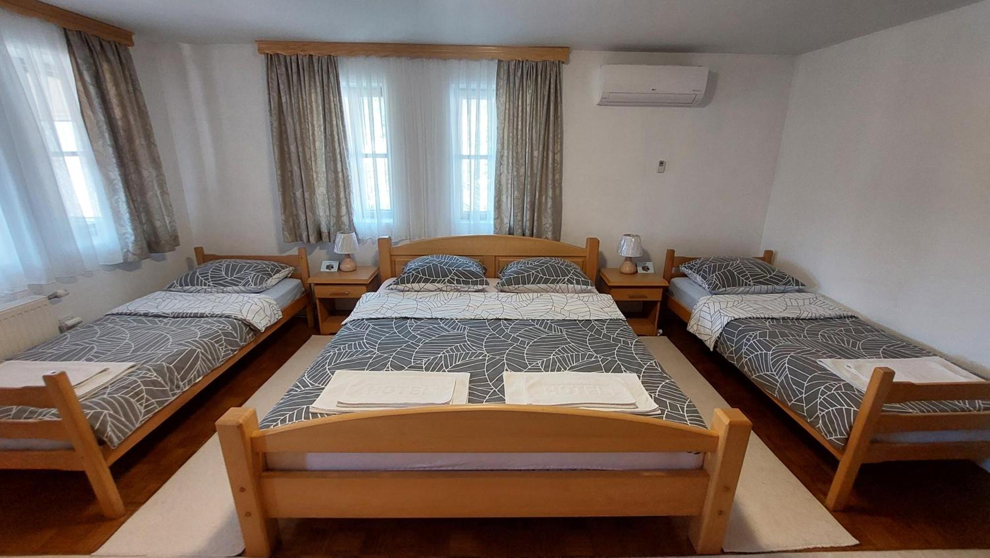 Panorama Travnik Aparthotel Luaran gambar