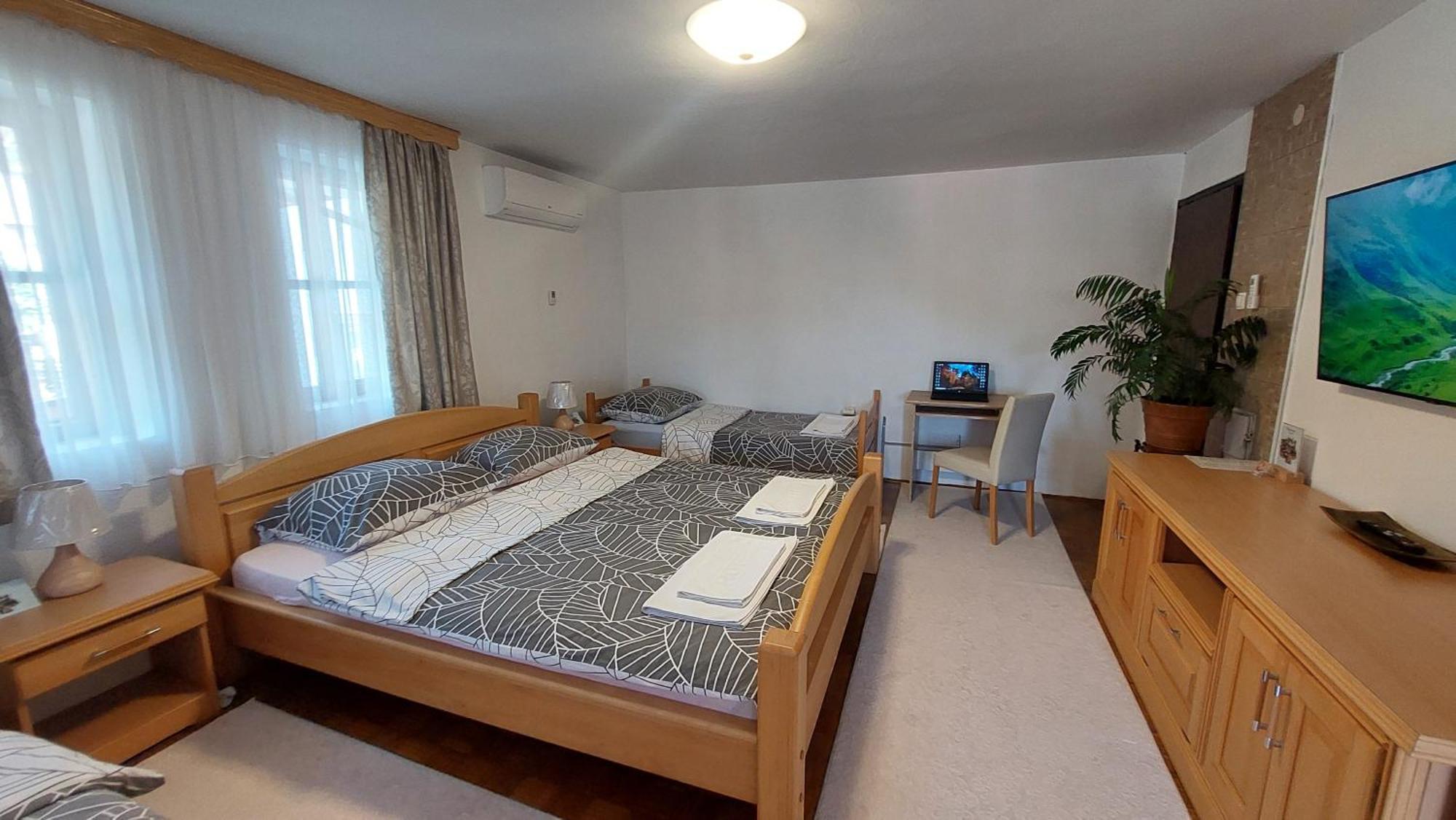 Panorama Travnik Aparthotel Luaran gambar