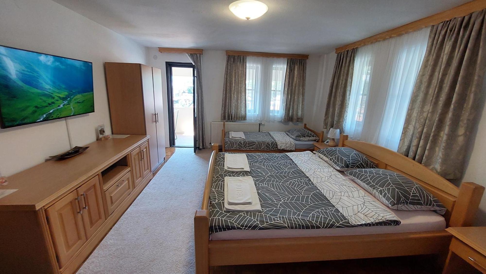 Panorama Travnik Aparthotel Luaran gambar
