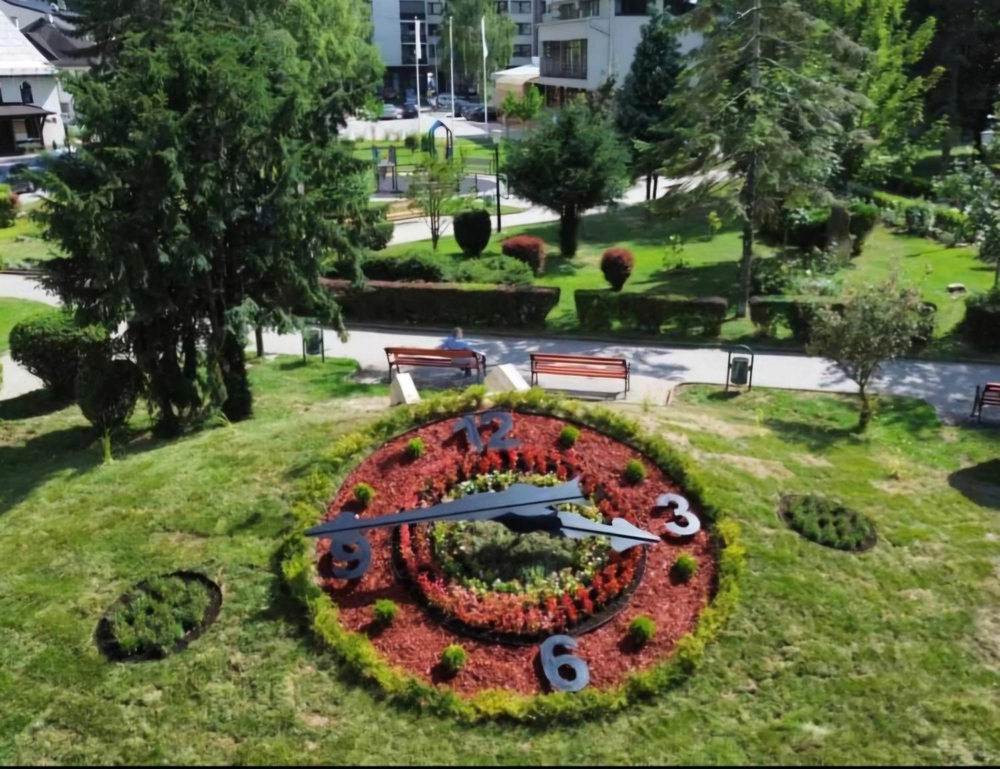 Panorama Travnik Aparthotel Luaran gambar